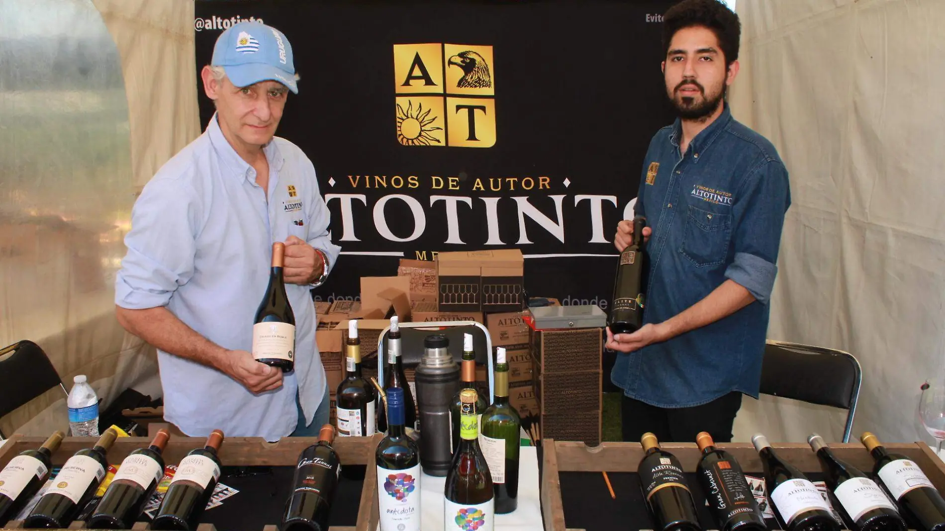 Vino y carnita en el Asadito Fest de Atlixco